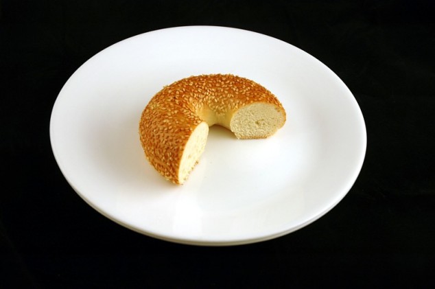 200 Calories - Sesame Seed Bagel
