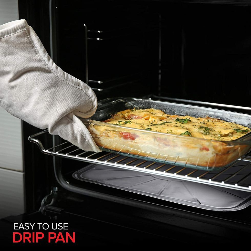 http://twentytwowords.com/wp-content/uploads/2021/08/the-10-best-oven-liners-to-make-cleaning-up-a-breeze_3.jpg.optimal.jpg