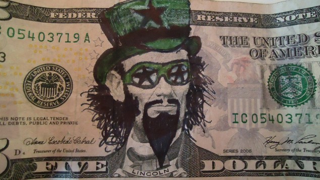 Defaced currency 25