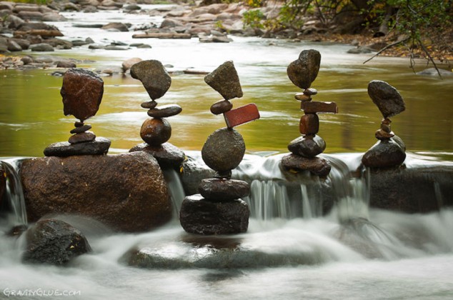 Gravity Glue - Amazingly balanced stacks of rocks - 04