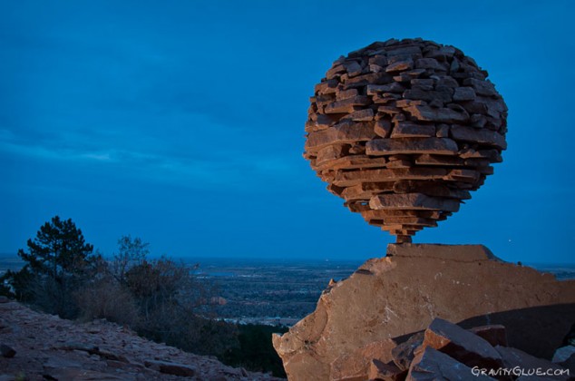 Gravity Glue - Amazingly balanced stacks of rocks - 12