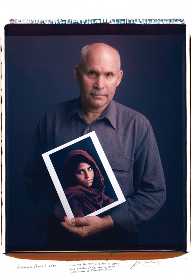 Photographers with their famous photos - 02