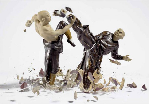 Porcelain figures breaking - 02