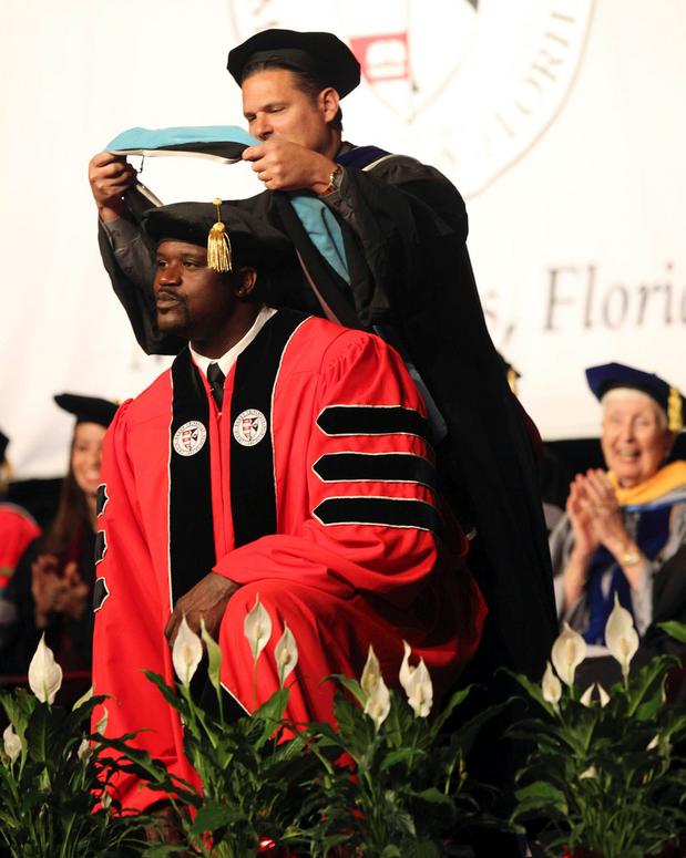 Shaq Graduating - 01