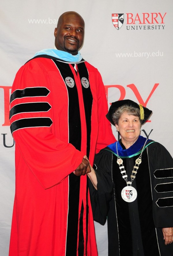 Shaq Graduating - 02