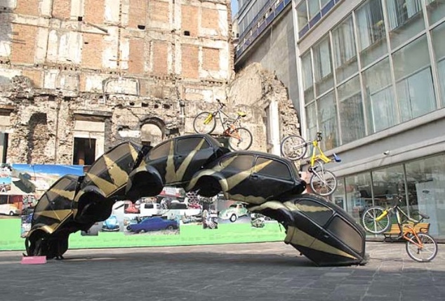 VW Beetle sculpture - 19