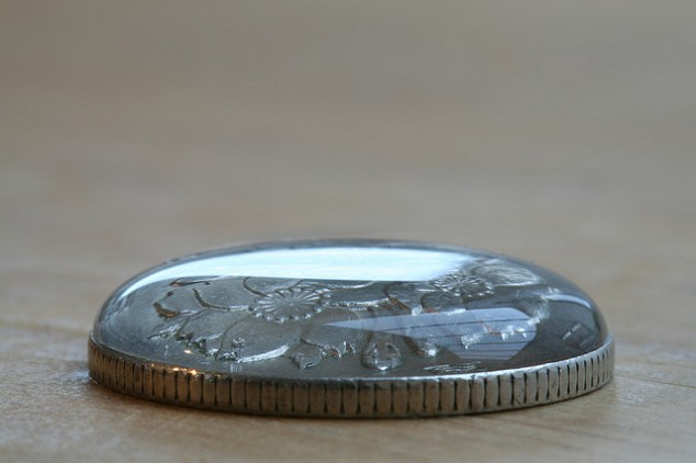Water on a coin - 02