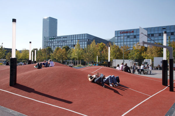 Weird Basketball Court 3