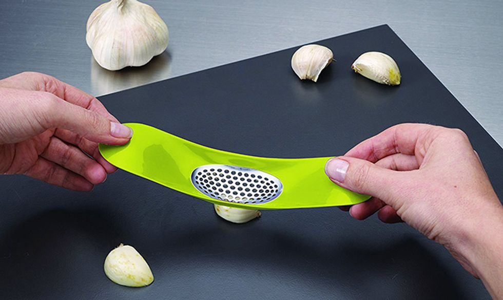 22 Kitchen Gadgets Under $10 - 22 Words