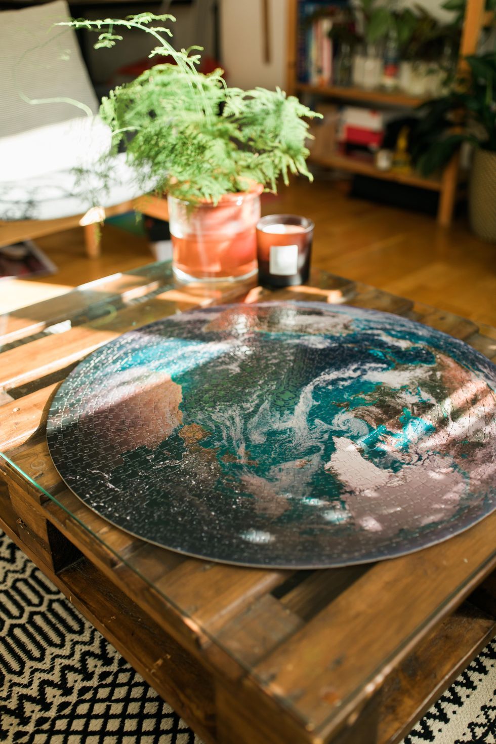 The Earth, Moon & Sun Puzzle Challenge is Driving People Crazy Blue