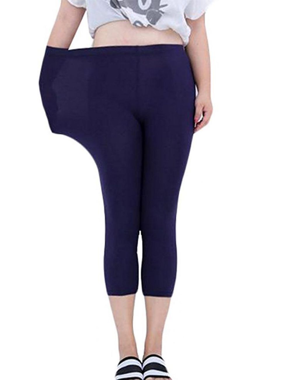 Amazon Accused of Fat Shaming with Absurd Marketing for Leggings - 22 Words