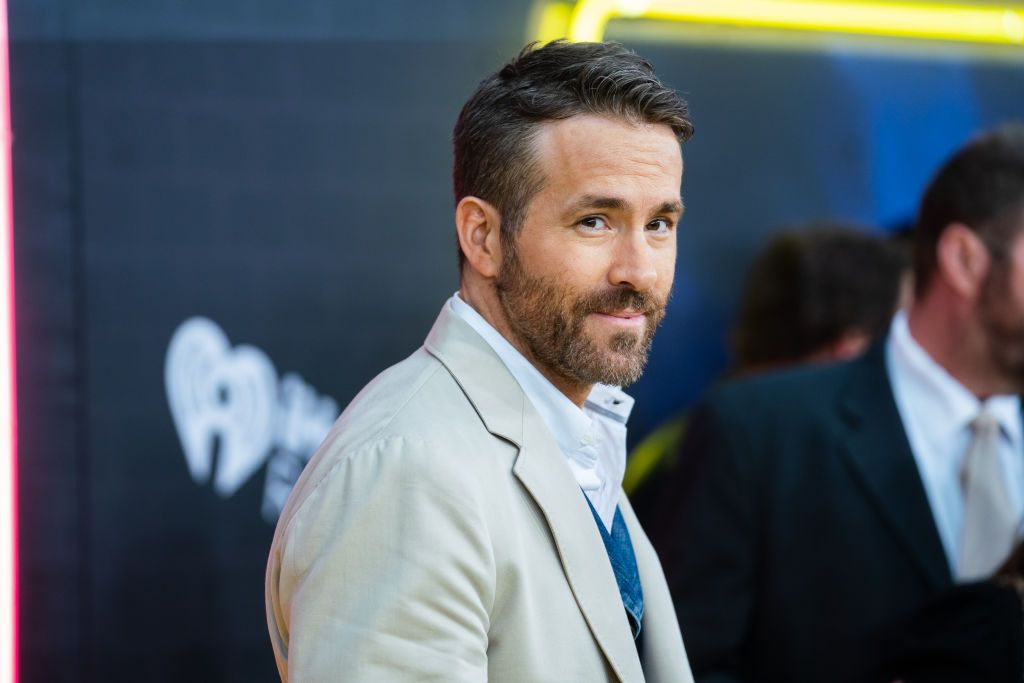 Ryan Reynolds is a c*nt' — Deadpool actor disses himself on Twitter