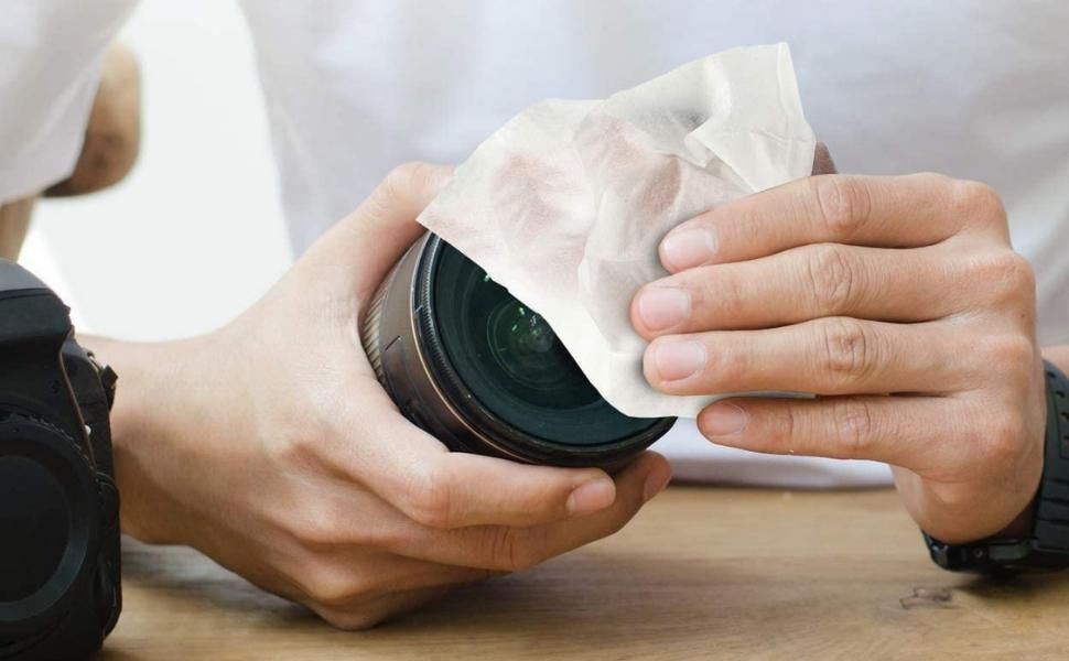 Clean Smudges with These Wipes