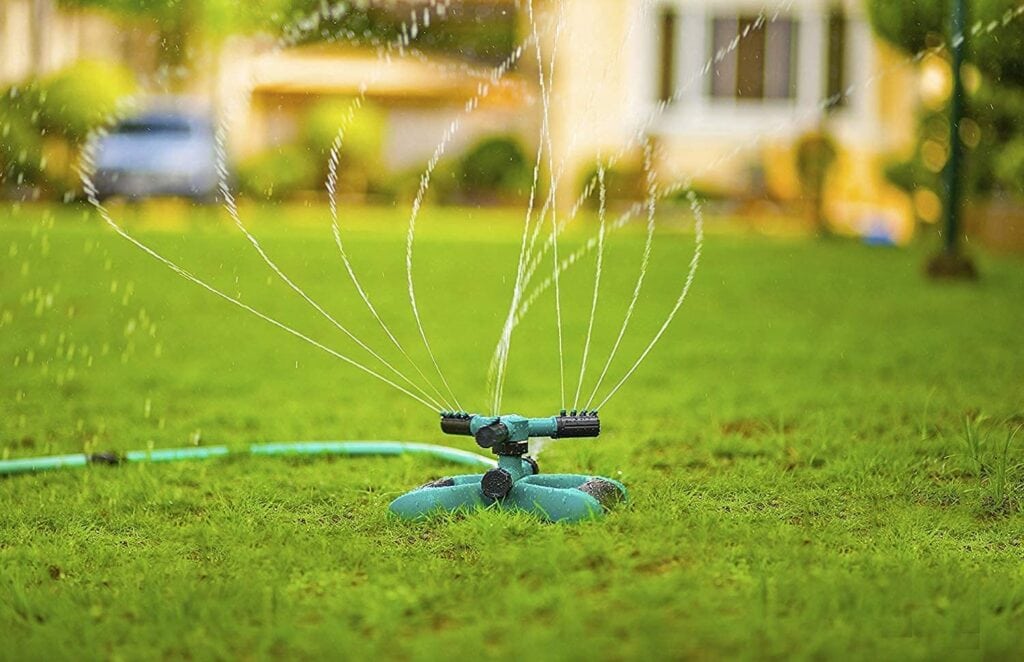 Three-Arm Sprinkler