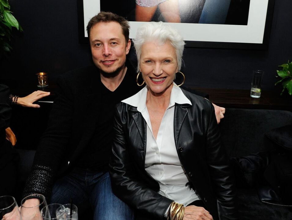 Elon Musk Speaks Out About Infamous Photo With Ghislaine Maxwell