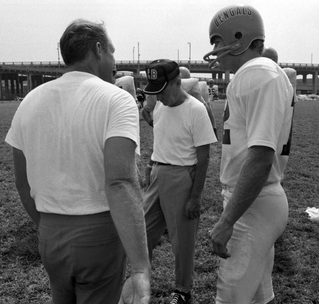 Marlin Briscoe, first black NFL starting quarterback, dies aged 76 as  tributes paid