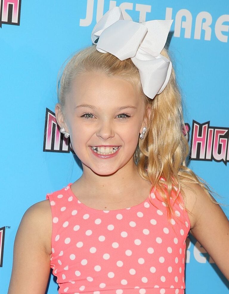 Jojo Siwa Debuts Shocking New Hair