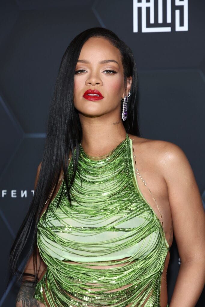 Rihanna's Super Bowl Halftime Show Generates 103 FCC Complaints For Being  Too Sexual