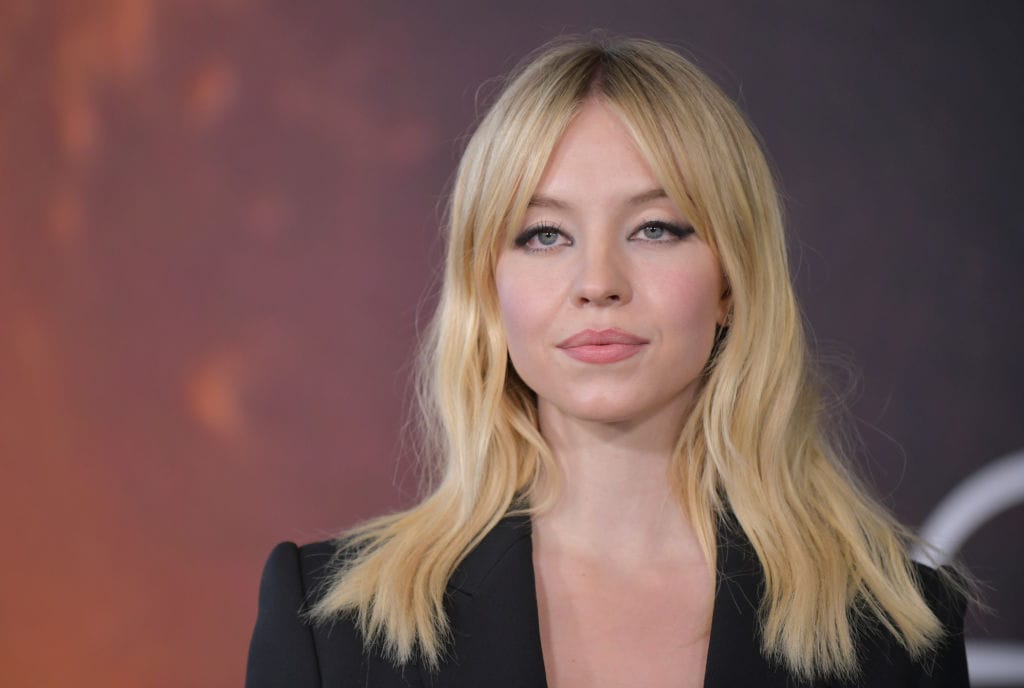 Hooters Make Sydney Sweeney Huge Offer After SNL Sketch Entertainment