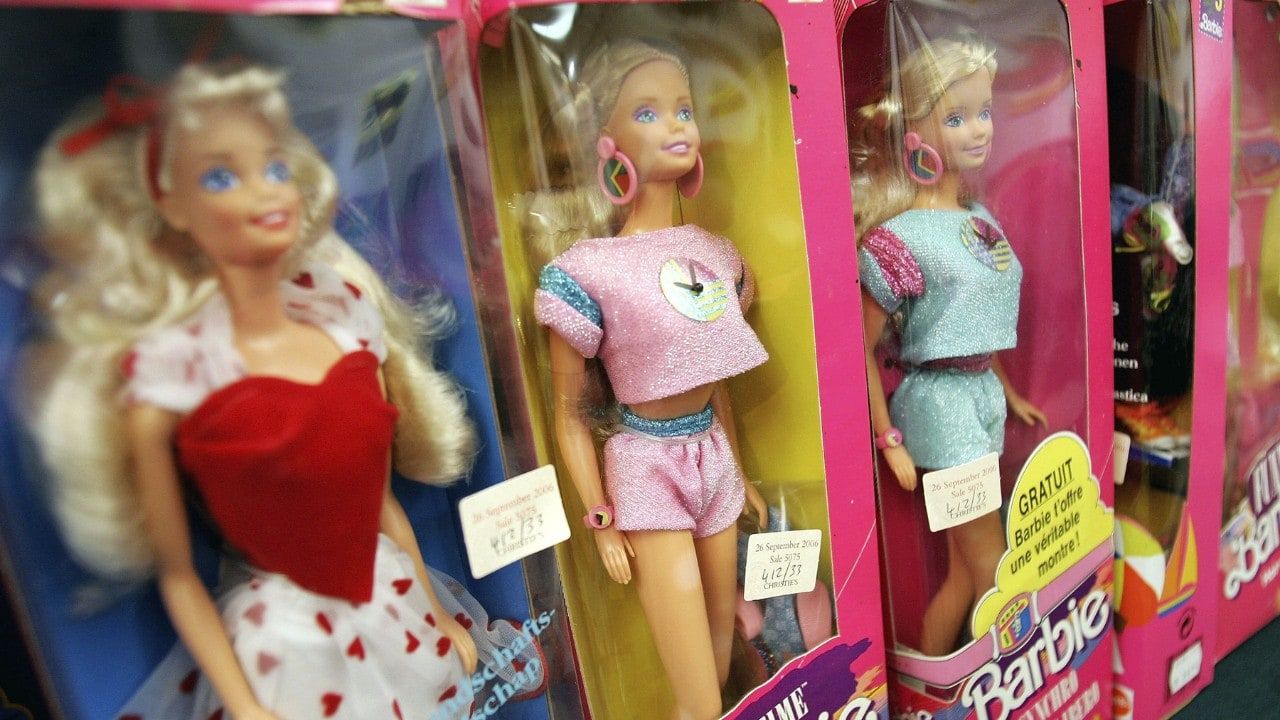 Barbie Releases Firstever Doll With Hearing Aids Happiness Heroes 22