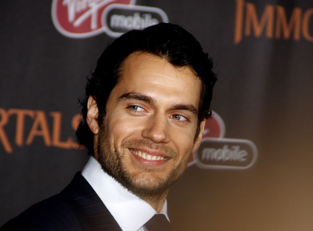 Fans Hope Henry Cavill Will Be Cast as 007 After He Revealed He Won't Be Returning as Superman