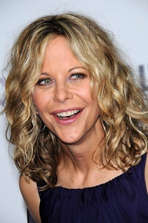 Meg Ryan Looks Unrecognizable in Rare Public Appearance in NYC - 22 ...