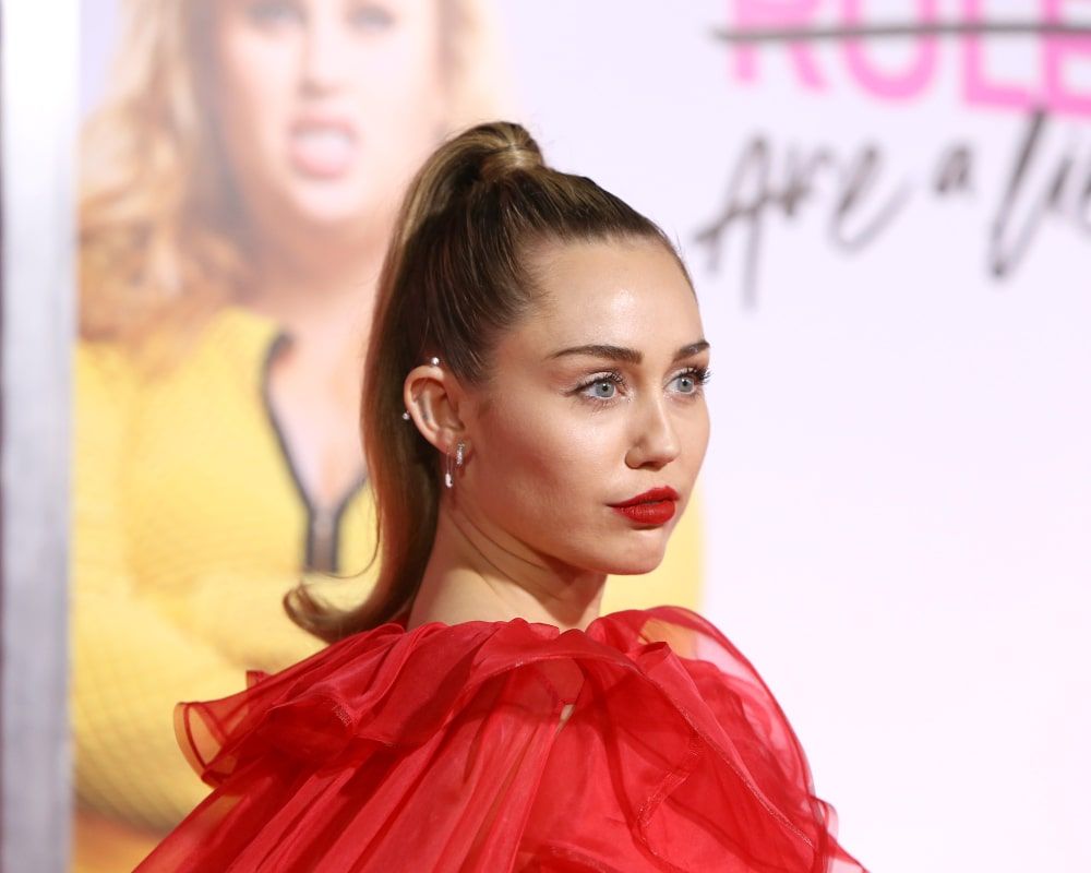 How Miley Cyrus Feels Amid Dad Billy Ray Cyrus' Romance With Firerose