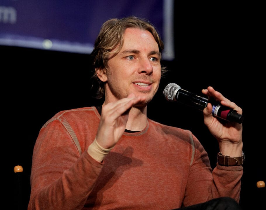 Dax Shepard Reveals Why He Won’t Let Daughters Have Phones