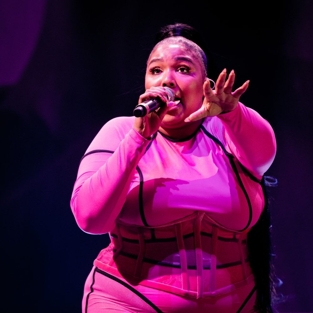 Lizzo Played a 200-Year-Old Glass Flute Given to James Madison, Smart  News