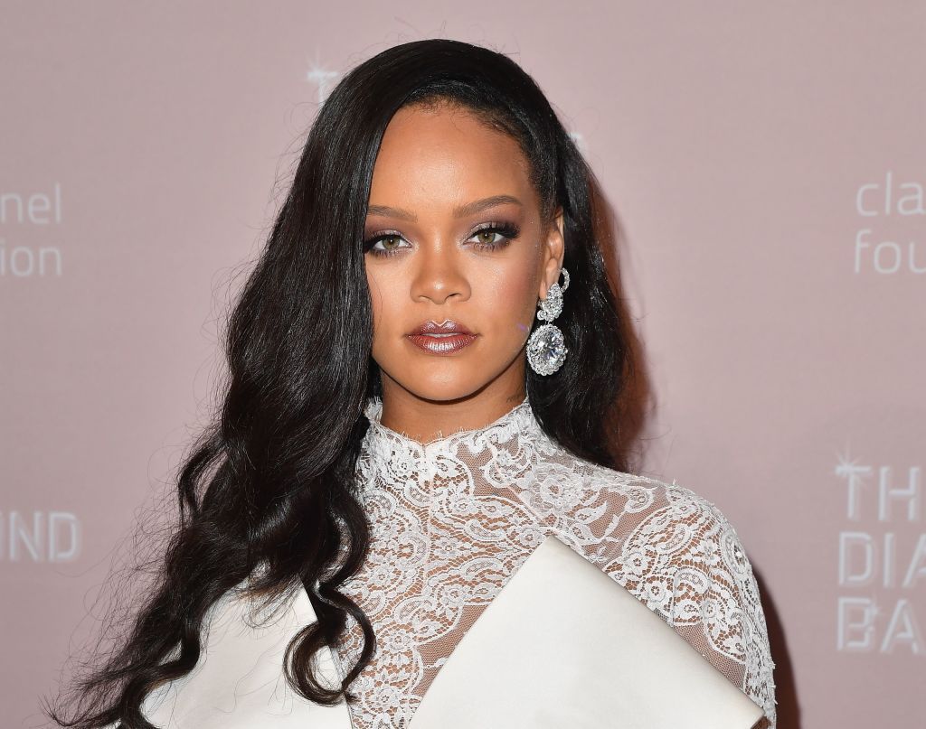 Rihanna's Super Bowl Halftime Show Generates 103 FCC Complaints