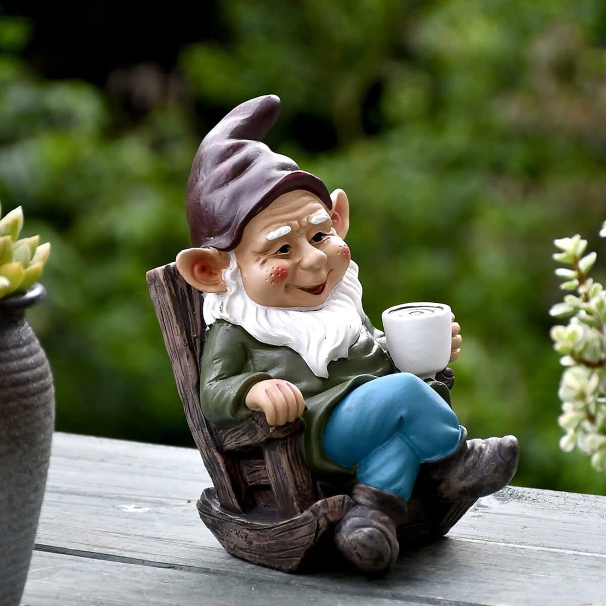 37 Funny Garden Statues You'll Actually Want Uncategorized 22 Words