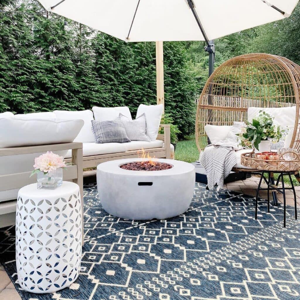 Step Up Your Patio Game with Amazon's Coolest Outdoor Rugs!