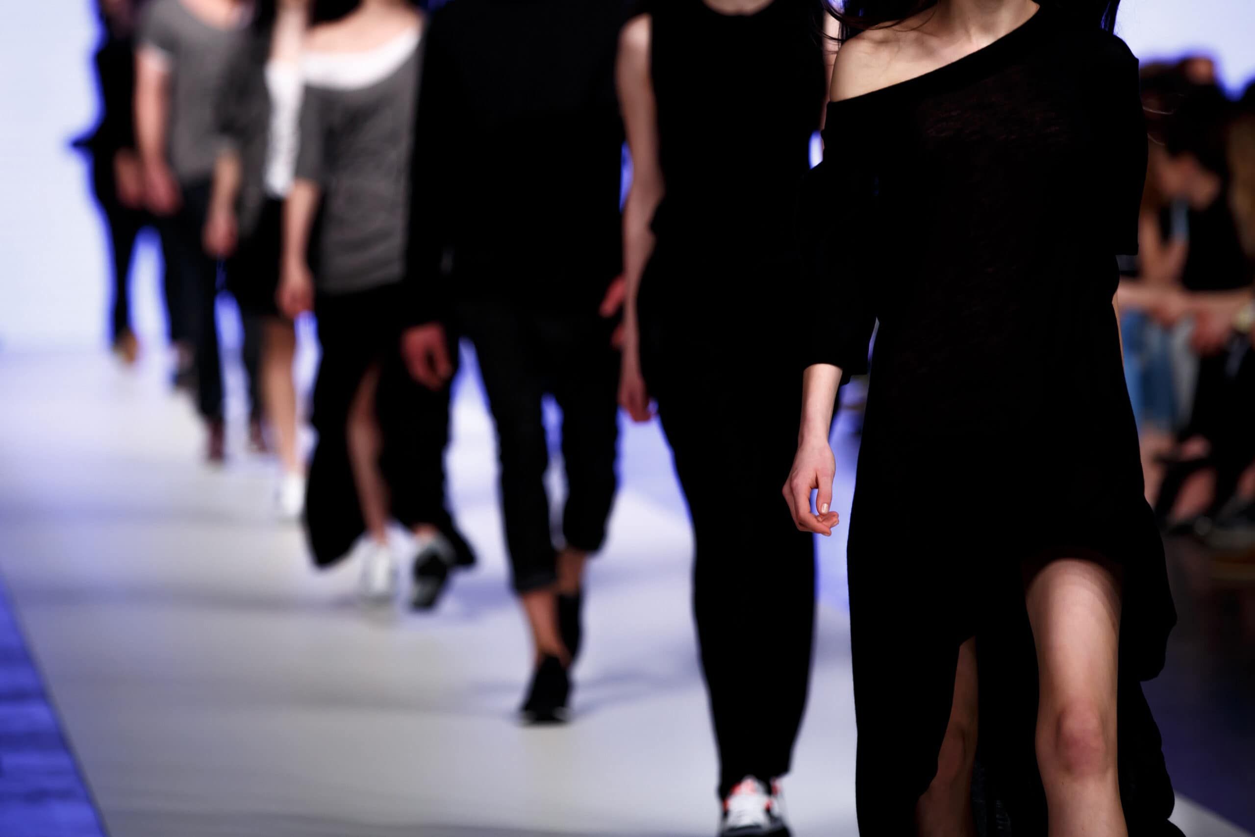 New York Fashion Week Viral Video: Imposter Performs Ramp Walk