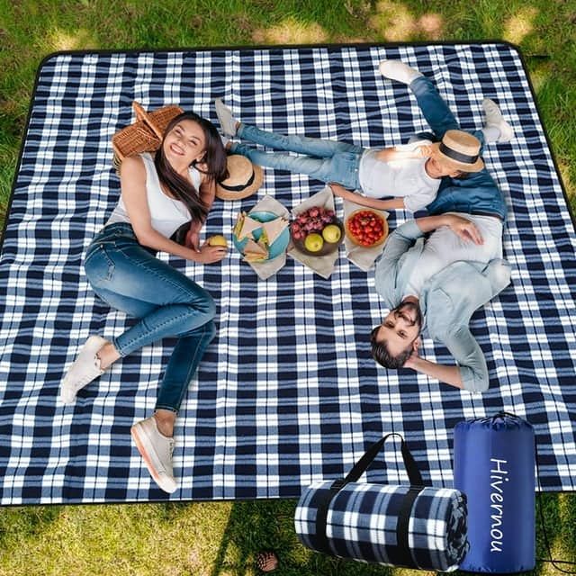 Hivernou Extra Large Picnic Blanket Waterproof Foldable Beach Blanket for Camping Beach Park Grass-118.1" x 78.7"